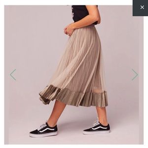 Band of Gypsies Tan Pleated Mini Skirt